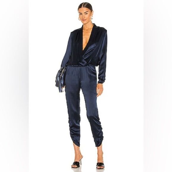 Amanda Uprichard Jadyn Navy Blue 100% Silk V-Neck Jumpsuit NWT Size Large - Picture 1 of 12
